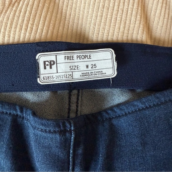 NWT Free People Penny Pull-On Flare Jeans Rich Blue Size 25 - Picture 8 of 14